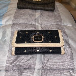 Guess Wallet